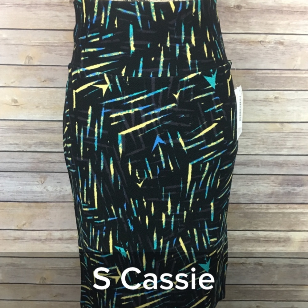 Cassie pencil skirt S LLR NWT